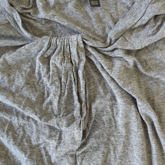 Gray Women's Top - Picture 3 of 3